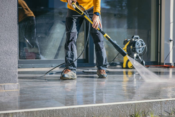 Professional Pressure Washing Services in Clinton, KY
